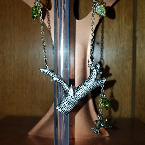 Handmade tree pendant necklace - Picture 1 of 8